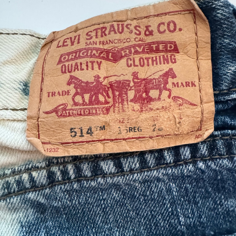 Levi 514 Distressed Denim Womens Jeans Shorts size 16 - Picture 10 of 11